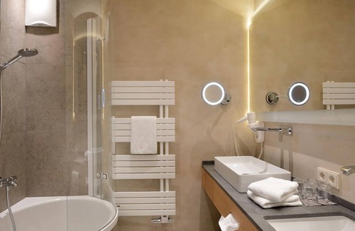 Achenkirch House | Bambinisuite Mickey Superior - Familienparadies Sporthotel Achensee