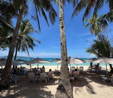 Manoc-Manoc Resort | Bamboo Beach Resort & Restaurant