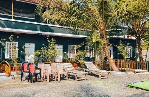 Kuzhuppilly Bed & Breakfast | Bamboo villa