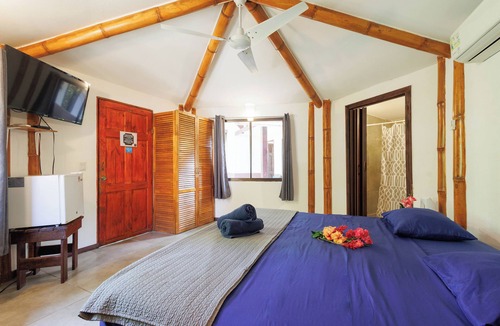 Cocles Hotel | Bambutel