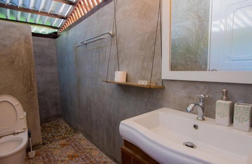 Ban Thalane Hotel | Bananas Bungalows