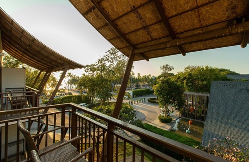 Ban Bang Saen Hotel | Bangsaen Heritage Hotel