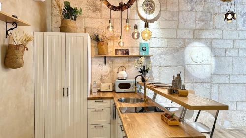 Haifa Bed & Breakfast | Bankers 1880 The Turkish Quarter hotel
