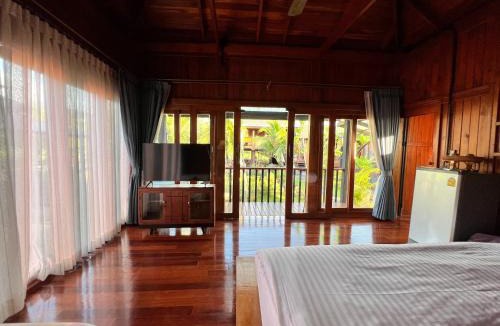 Phrae House | Bann Rai I Na