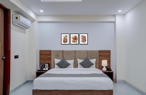 Noida Hotel | Banquesta Suites