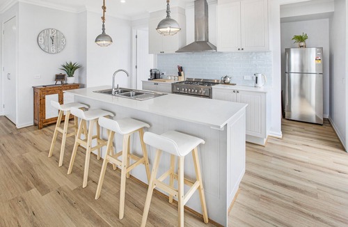 Paynesville House | Banyandah on the Lakes: Just a step away from the beautiful Gippsland Lakes