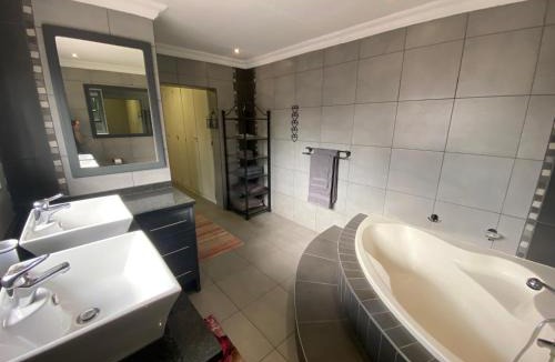Eldoraigne House | Baobab Guesthouse