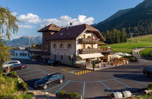 Vigo di Fassa Bed & Breakfast | Bar-Restaurant-Pizzeria Antermont B&B
