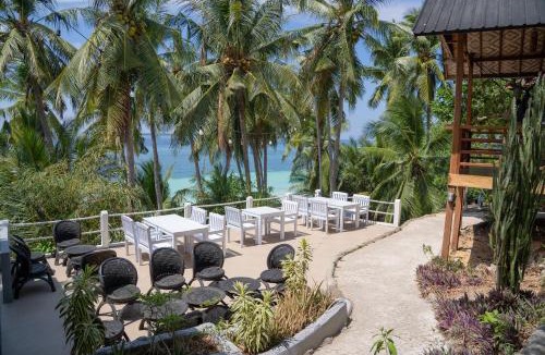 Bira Bed & Breakfast | BaraCoco Bungalows