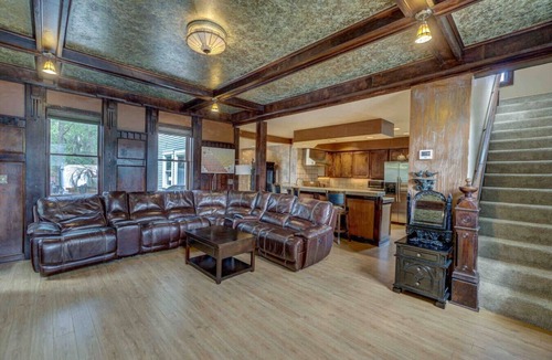 Hudson House | Barbiecore Castle Vibe’n in DT Hudson