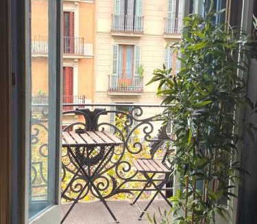 Dreta de l'Eixample Apartment | Barcelona Central Apartments
