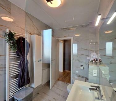 Dumbravita Apartment | Barcelona Residence