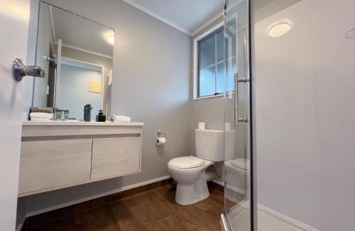 Hamilton North Hotel | Barclay Motel