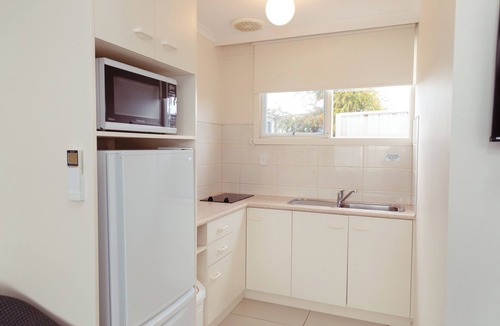 Devonport Hotel | Barclay Motor Inn