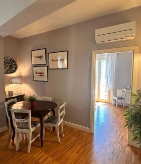 San Niccolo Apartment | Bardi Elegance with Balcony