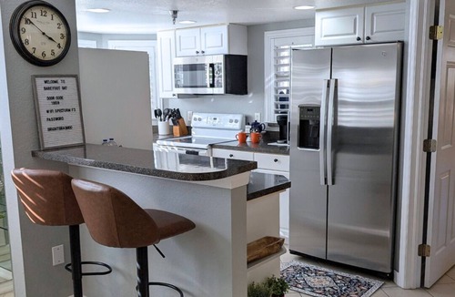 Lutz Apartment | Barefoot Bay - Easy Second Floor Stay Steps from the Resort