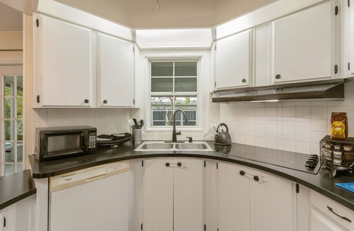 Micco House | Barefoot Bliss. Enjoy Barefoot Bay Amenities. Lake view. Steam shower & grill.