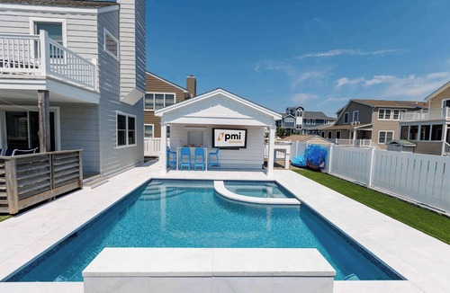 Stone Harbor House | Barefoot Bungalow - Charming Getaway w/Pool!