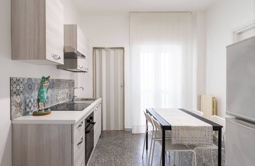 Municipio 2 Apartment | Bari Station Classic Apartment by Wonderful Italy