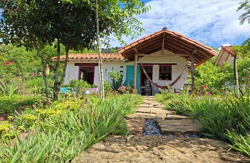 Barichara Cabin | Barichara Cabin: Peaceful Nature Getaway with High-Speed Starlink & Long Stays