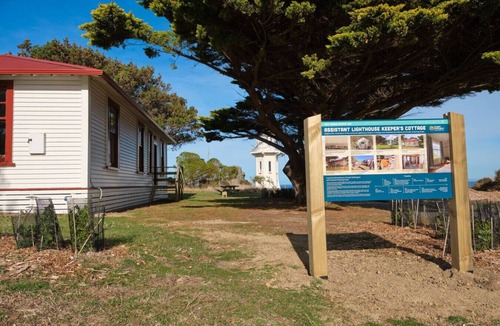 Wellington House | Baring Head Assistant Lightkeeper`s Cottage