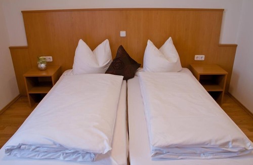 Neuburg Hotel | Baringer Hof
