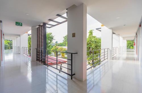 Uttaradit Hotel | Barista Hotel