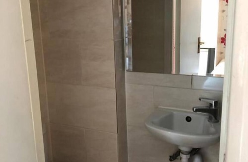 Barking Hotel | Barking Hotel