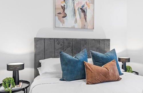 Saint Kilda South Apartment | Barkly Beachside Escape