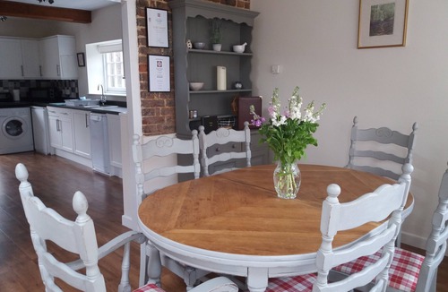 Upper Dicker Cottage | Barley cottage ,(granarycottages) in an old converted barn Chiddingly,lewes