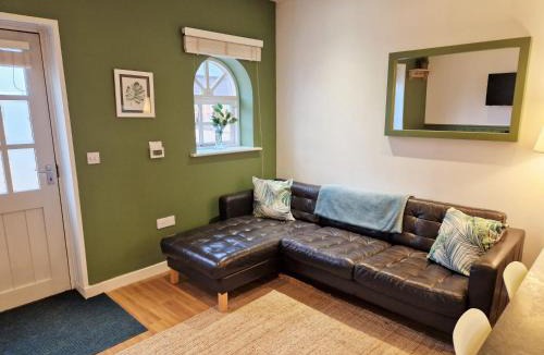 Ivinghoe House | Barley End