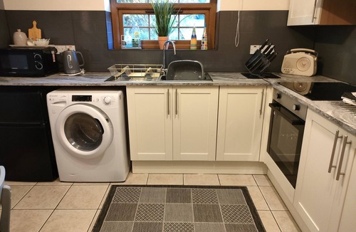 Pentir Cottage | Barn conversion at the old Watermill - Snowdonia & Zip Line close by.