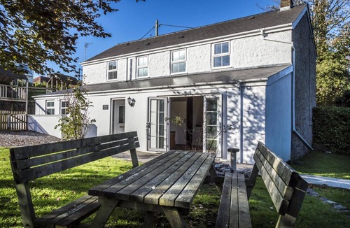 Penally House | Barn Conversion - Hot Tub - Penally - Tenby