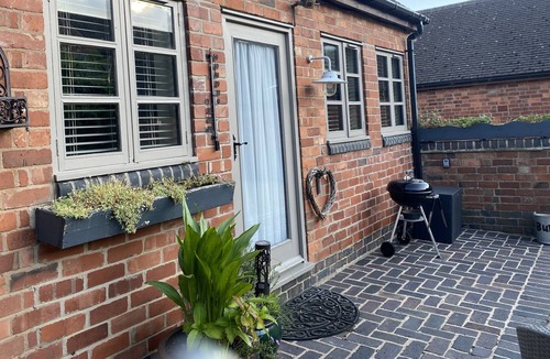 Pipe Gate House | Barn conversion with jacuzzi