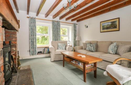 Worton House | Barn House