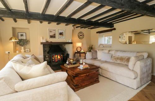 Kendal House | Barn Howe