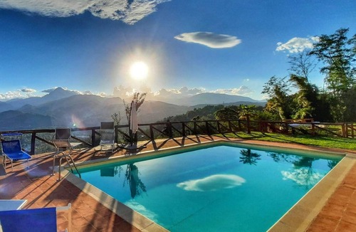 Mologno Villa | Barn renovation, panoramic Barga Views, Private Heated* Pool. Walk to restaurant