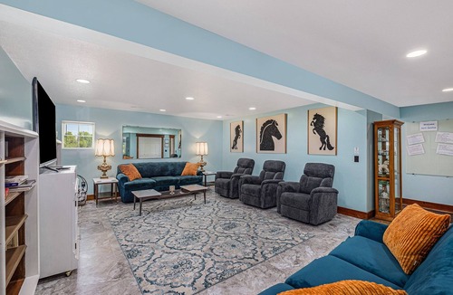 Byron Center House | Barn Swallow – Spacious, Private First Floor in a Historic Dairy Barn