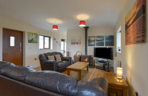 Bideford House | Barn View