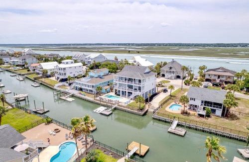 Inlet Harbour House | Barnacle Bill's