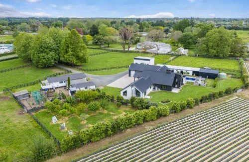Cambridge House | Barnarch Cottage