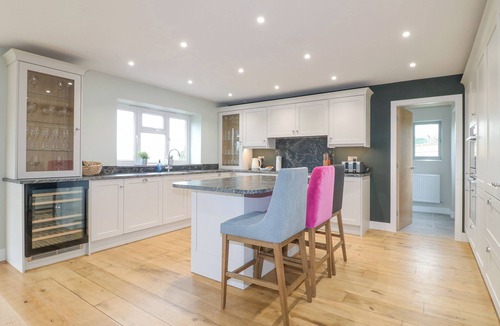 Tansley Cottage | BARNCROFT, pet friendly, luxury holiday cottage in Matlock