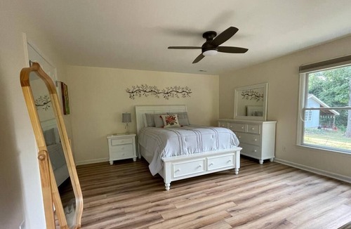 Monroe House | Barndominium - Private Paradise