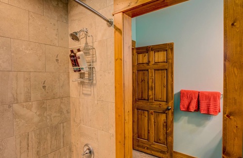 West Yellowstone House | Barnes on Boundary Unit B