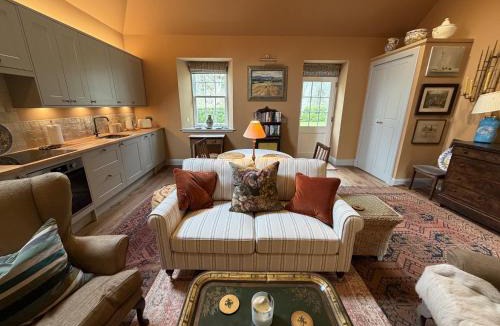 Kirkton Manor House | Barns Study