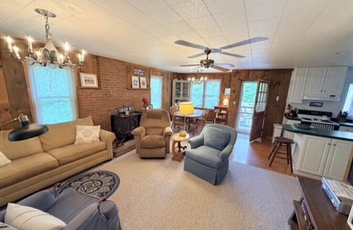 Laporte Cabin | Barnside Bungalow in peaceful Muncy Valley