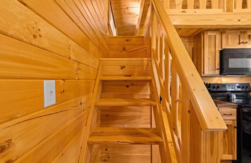 Gilmer Cabin | Barnwell Mountain Cabins #58