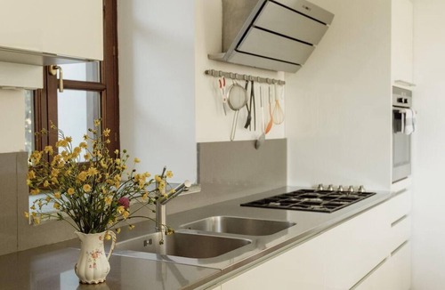 Isola d'Asti Apartment | Barolo' flat with shared pool