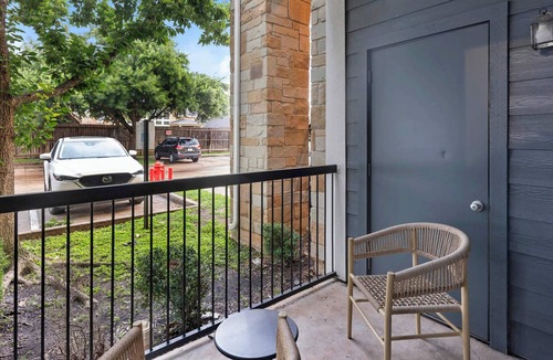 Riverpark West Apartment | Barsala l Gorgeous 1BD in the heart of Riverpark West