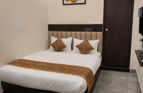 Vrindavan Hotel | Barsana Suites